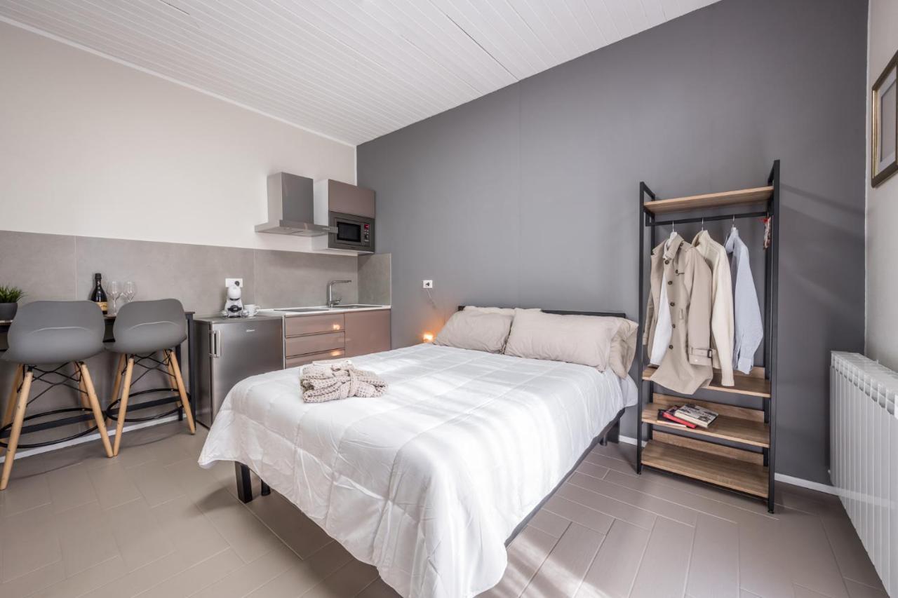 Suite 649 Mono Con Terrazzo Modena Exterior foto