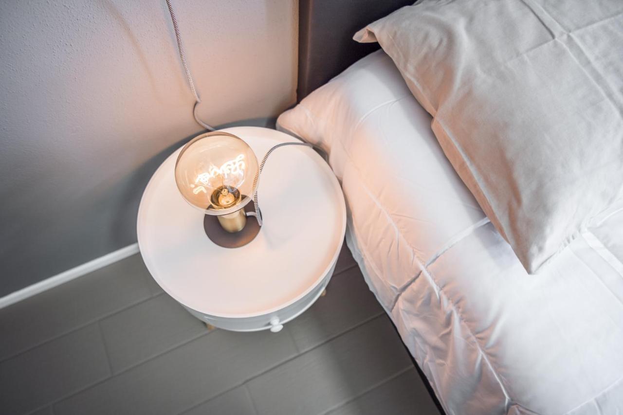 Suite 649 Mono Con Terrazzo Modena Exterior foto
